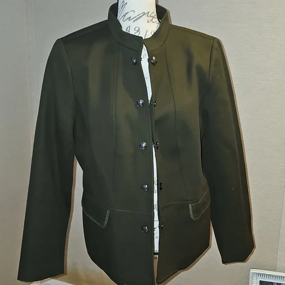 New TALBOTS JACKET...size 16.....army green. - Picture 2 of 9